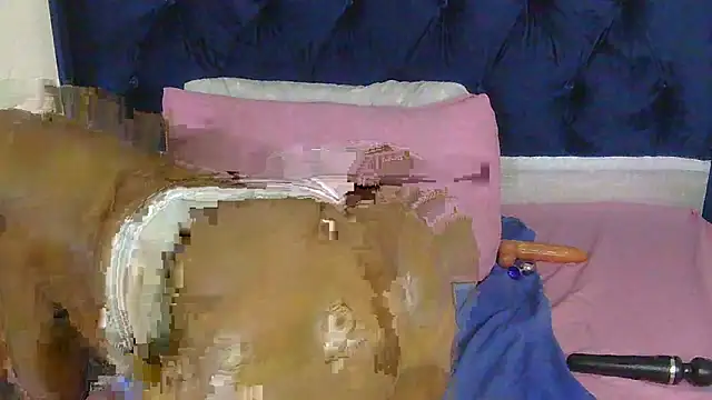 CumCandyQueen's cam snapshot