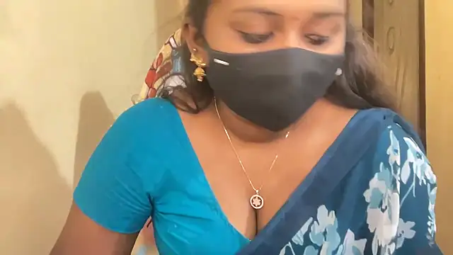 Tanuja-Sexy's cam snapshot