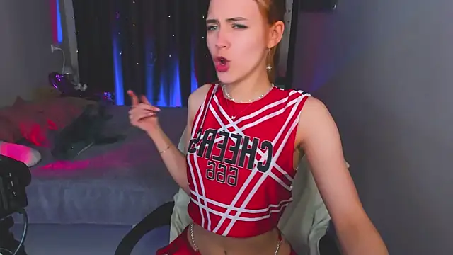 Bella_xBaby's cam snapshot