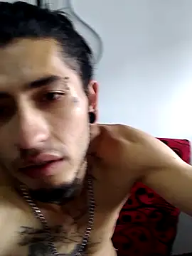 Tattoboy19cm live sex cam