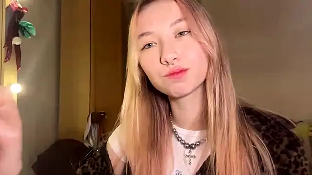 PinkTraible live sex cam