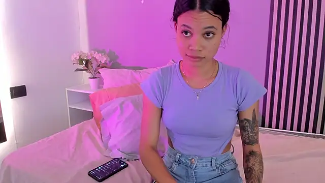 GysellHanson live sex cam