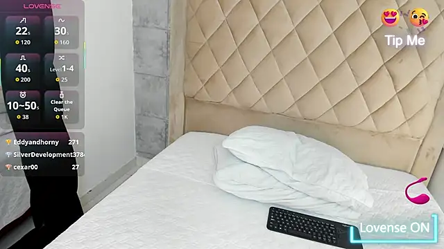 CleoFoxx_ live sex cam