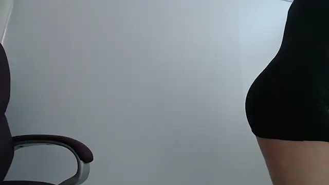 MiaAllure's cam snapshot