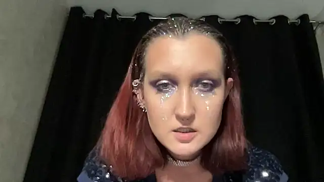 Christie_fox's cam snapshot