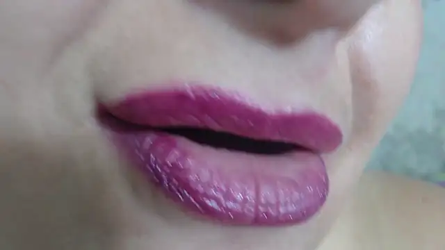 Kerly_Doll live sex cam