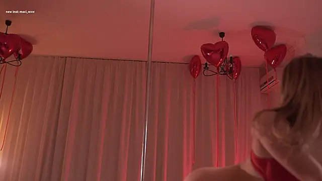 Faster_maci live sex cam