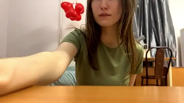 VickieKush live sex cam