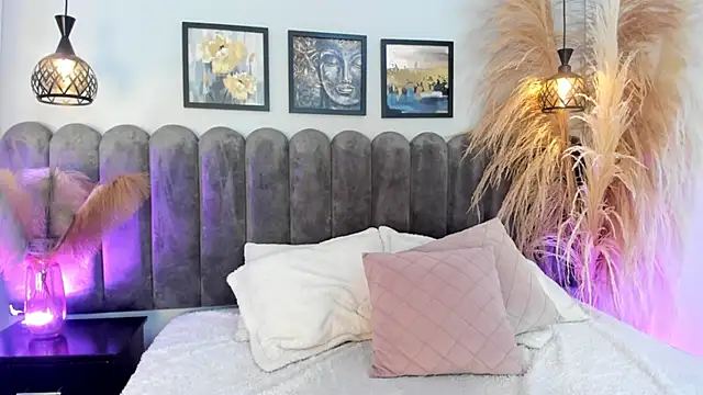 Viollet_xoxo's cam snapshot