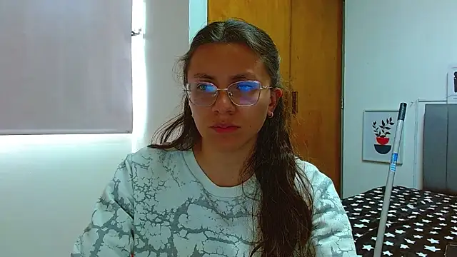 karlamorris_'s cam snapshot