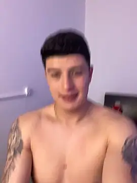 Goldenknight33 live sex cam