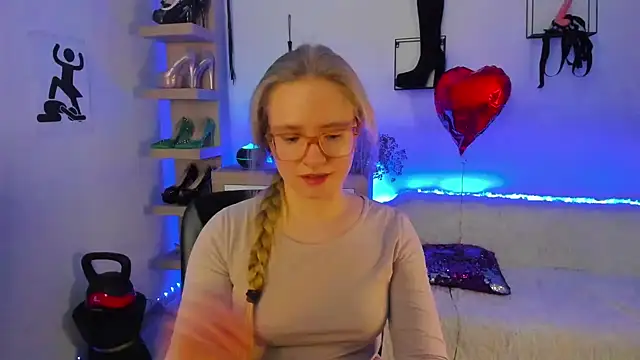 NancyHottie's cam snapshot