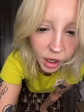 urlittlebaby666's cam snapshot