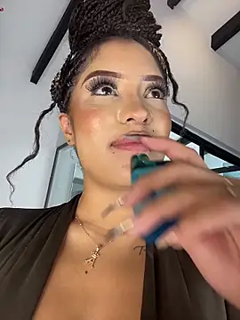 MystiqueXXX live sex cam