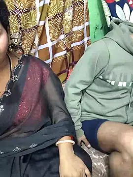 Aditya_sanjna's cam snapshot