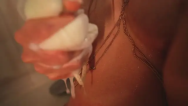 HeyBananas's cam snapshot