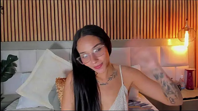 Roseaurora live sex cam