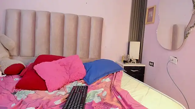 Dylan_and_Kim's cam snapshot