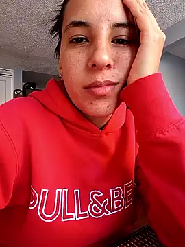 Bonny_Klote live sex cam