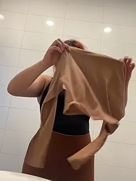 Karina_Leon's cam snapshot