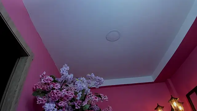 EmilyReddoll live sex cam