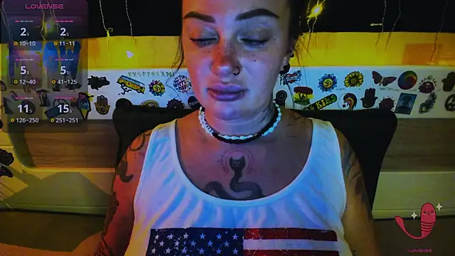 EllieOz's cam snapshot