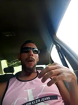 UnreadyChutzpa live sex cam