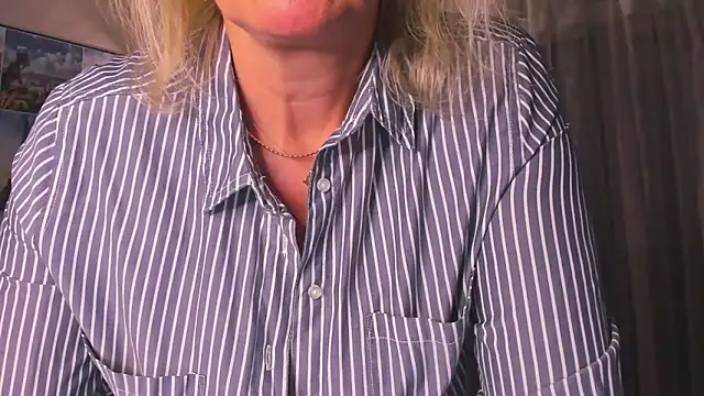 vanessa_chat's cam snapshot