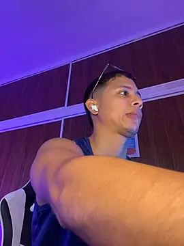 Gael_Velaryx live sex cam