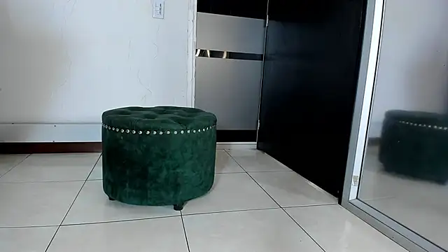 AmiraDulcee's cam snapshot