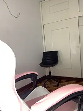 KittySari's cam snapshot