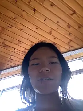 Ninffa_pinkk21's cam snapshot