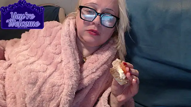 martachatte's cam snapshot