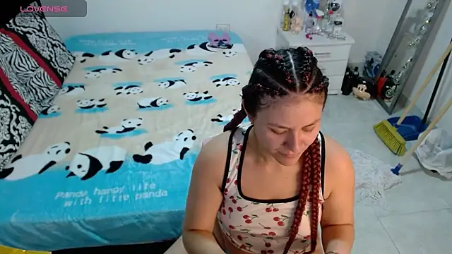 soniafuckboobs's cam snapshot