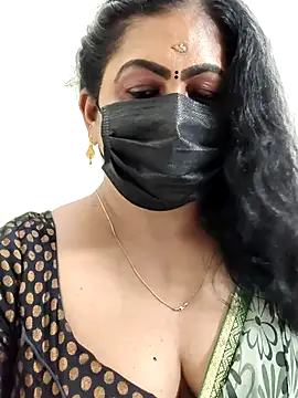 Sweetie_swetha37 live sex cam