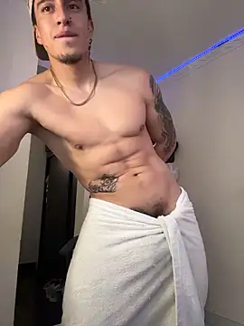 strongboy_ live sex cam
