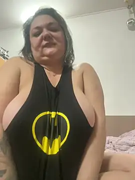 MikyVesela live sex cam