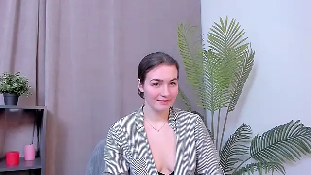 ShalaBethay's cam snapshot