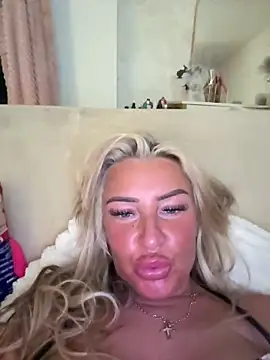 Gypsyrose_x1's cam snapshot