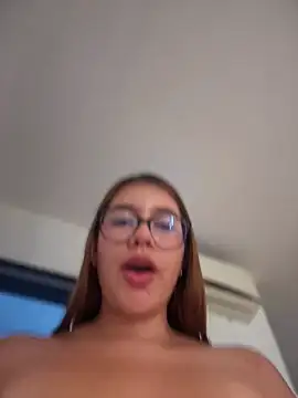 sara_calderon live sex cam