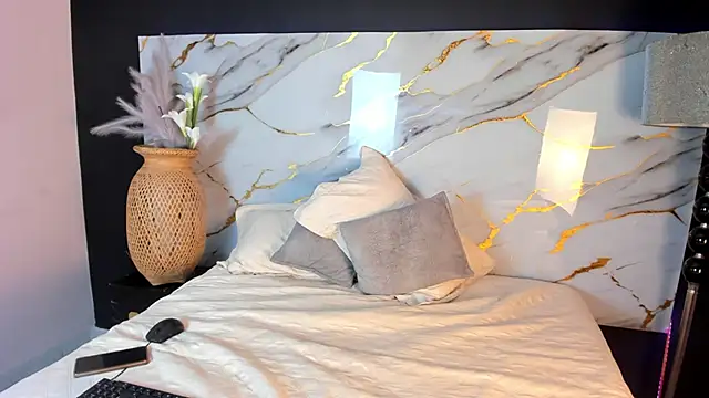 Isaabella_Russo1's cam snapshot