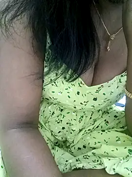 Tamil_Vishalini live sex cam