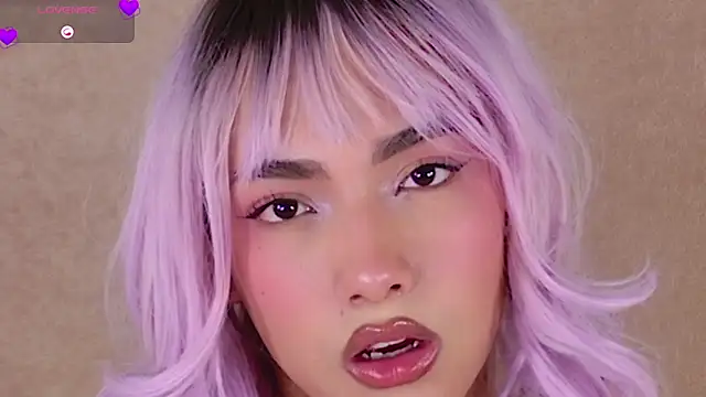 GraceFoxy live sex cam