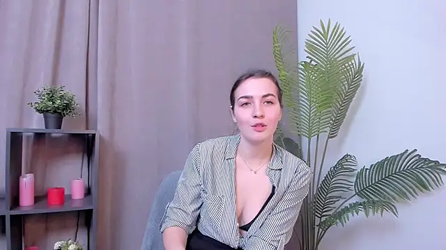 ShalaBethay's cam snapshot