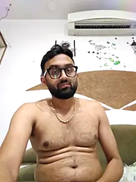 love4shownude live sex cam