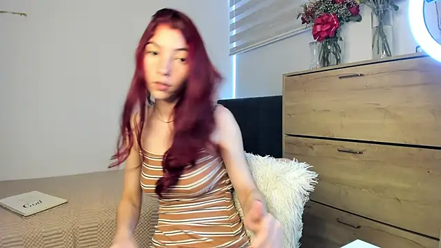 SarahLee__'s cam snapshot