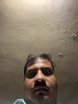 Saxymood1111's cam snapshot