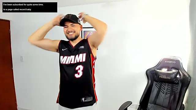 SebastianKnight's cam snapshot