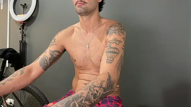 ZeusDelicious's cam snapshot