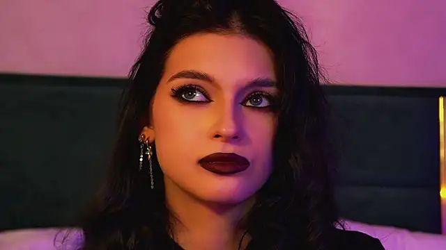 BeverlyMost's cam snapshot